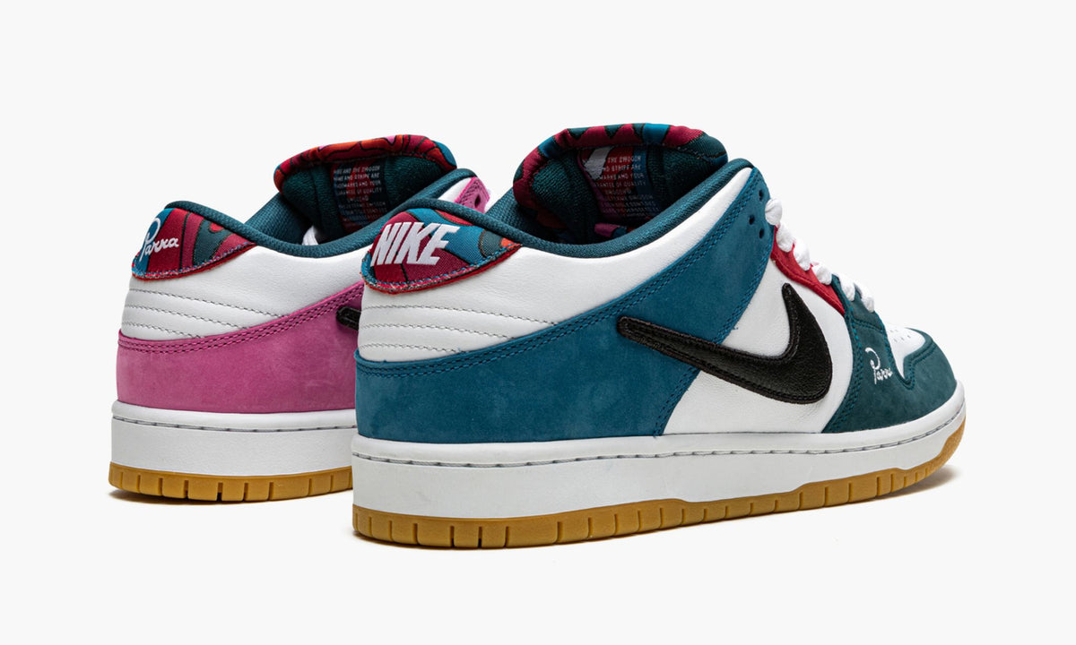 Dunk SB Low Pro QS "Parra (Friends & Family)" - View 4