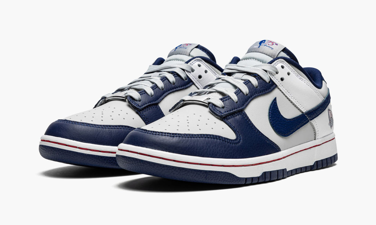 Dunk Low Retro EMB "NBA 75th Anniversary Brooklyn Nets" - View 3