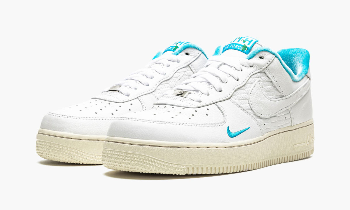Air Force 1 Low / Kith "Kith Hawaii" - Angle View 3