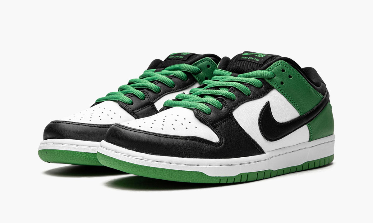 Dunk Low Pro SB "Classic Green" - View 3