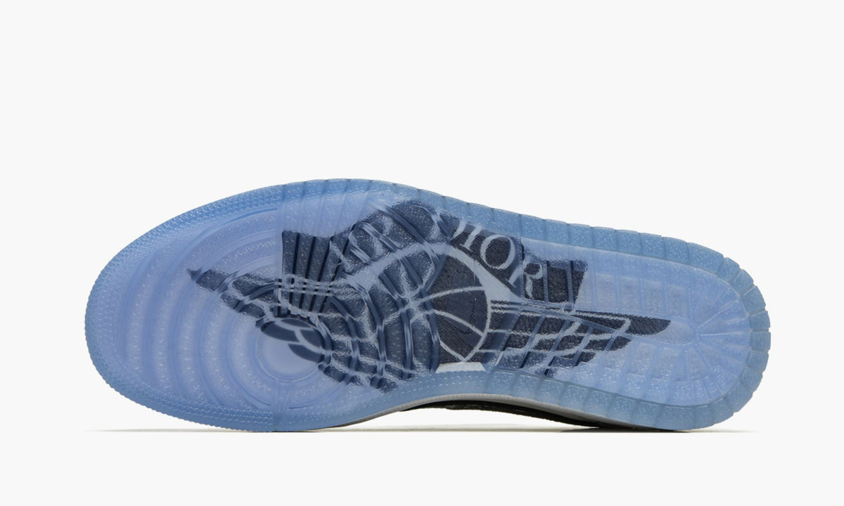Dior x Air Jordan 1 Low ‘White Grey’ - Angle View 6