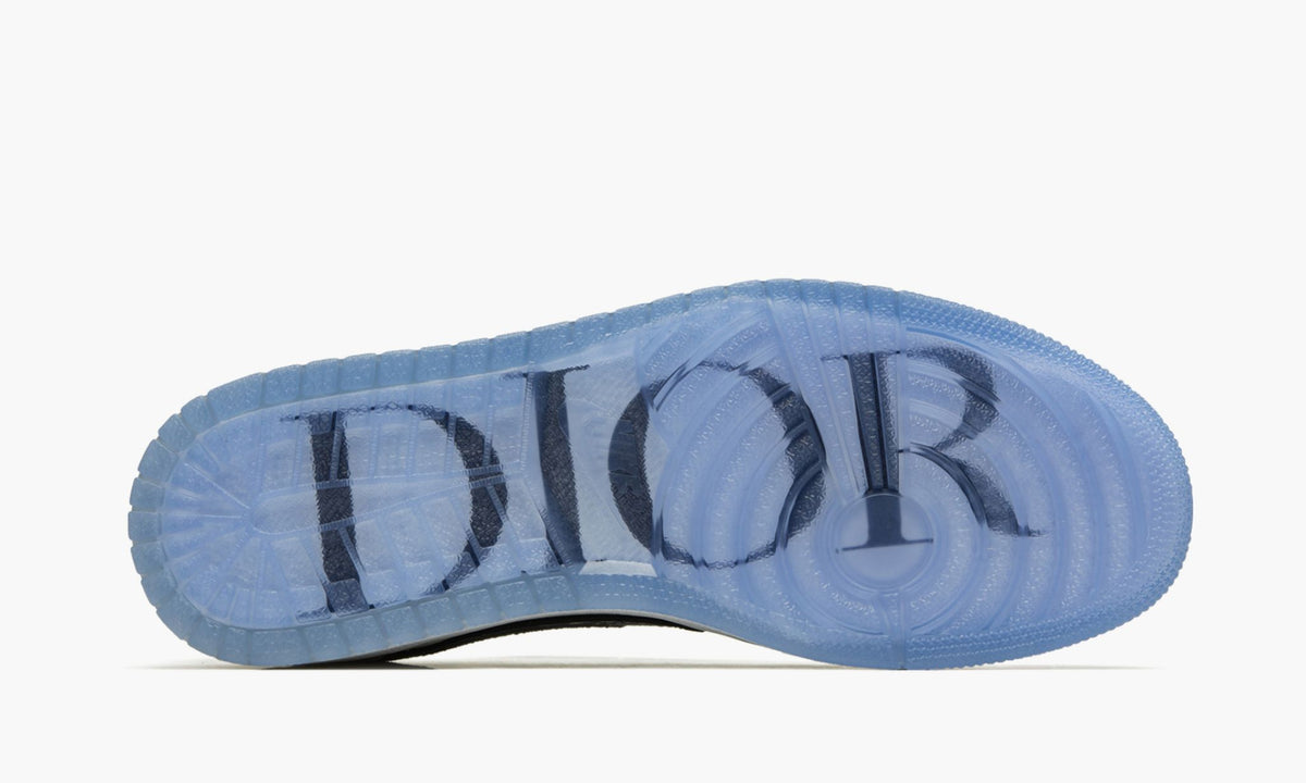 Dior x Air Jordan 1 Low ‘White Grey’ - Angle View 10