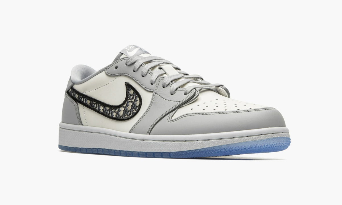 Dior x Air Jordan 1 Low ‘White Grey’ - Angle View 7