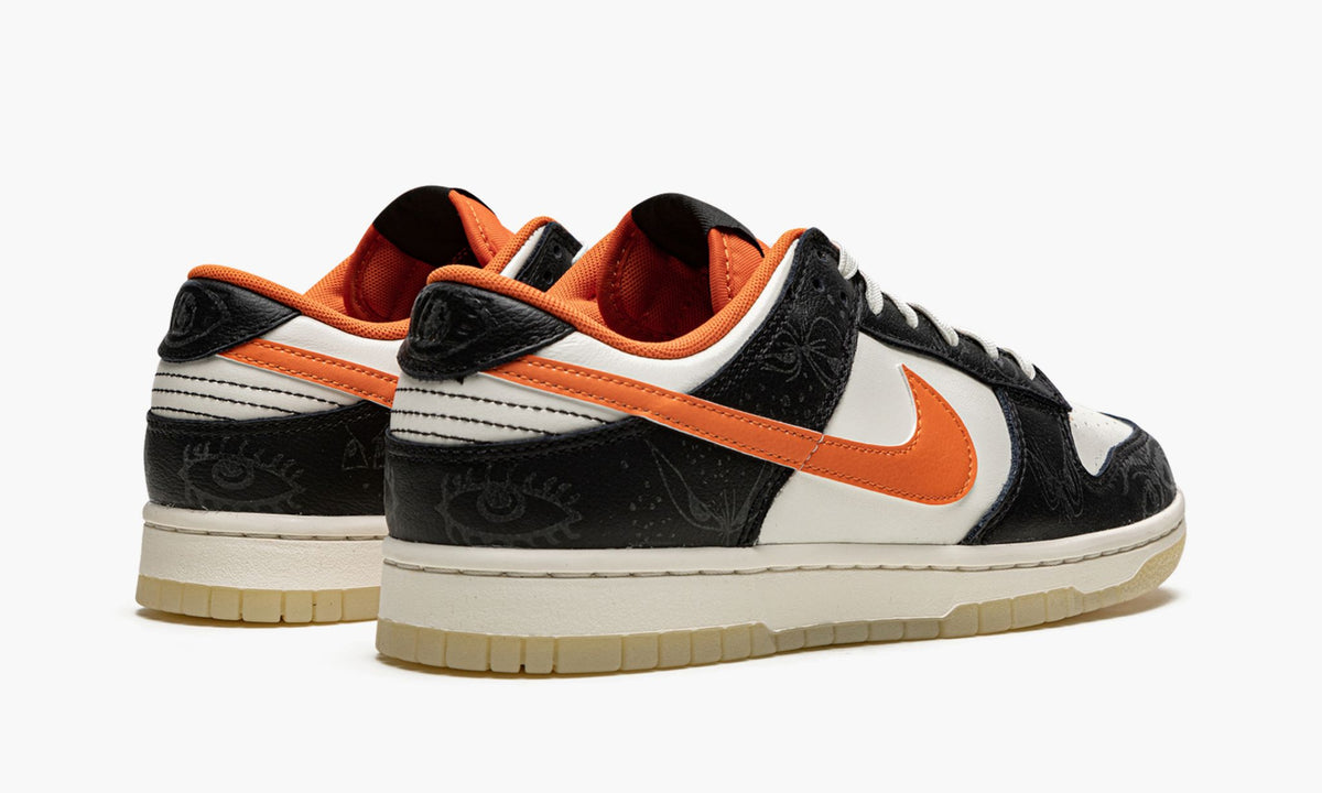 Dunk Low Retro PRM "Halloween" - View 4
