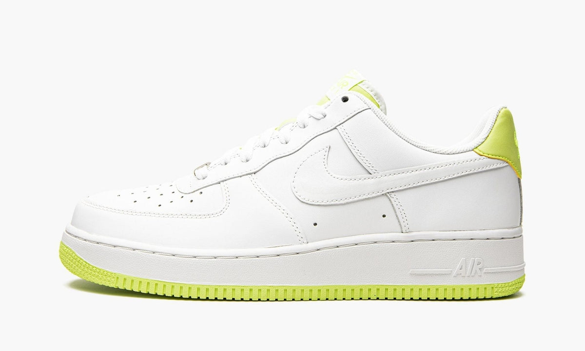 Air Force 1 '07 "White / Volt" - Angle View 3