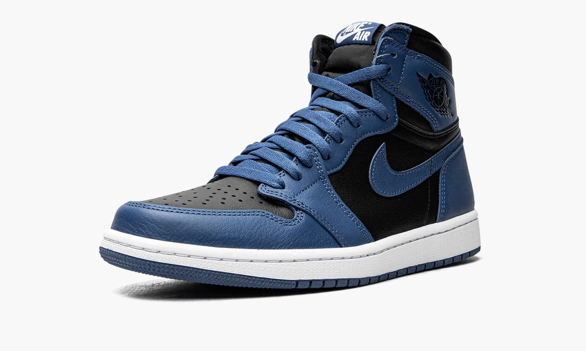 Air Jordan 1 High OG "Dark Marina Blue" - Angle View 5