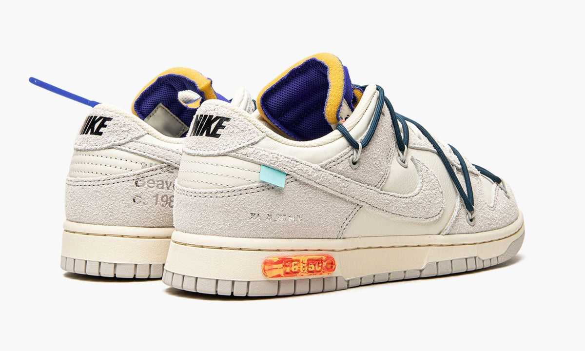 Dunk Low "Off-White - Lot 16" - View 4