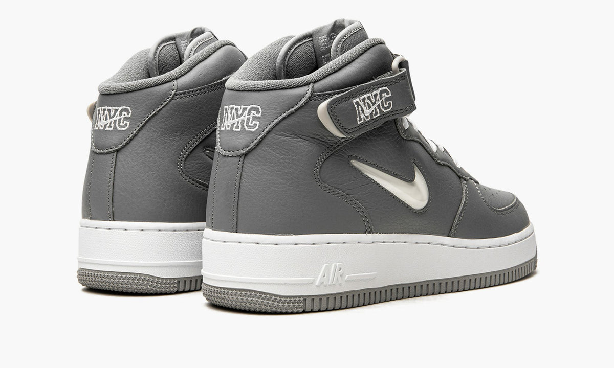 Air Force 1 Mid QS "Jewel NYC Cool Grey" - Angle View 4