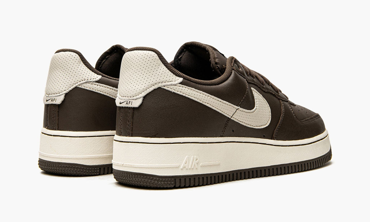 Air Force 1 '07 Craft "'Dark Chocolate'" - Angle View 4