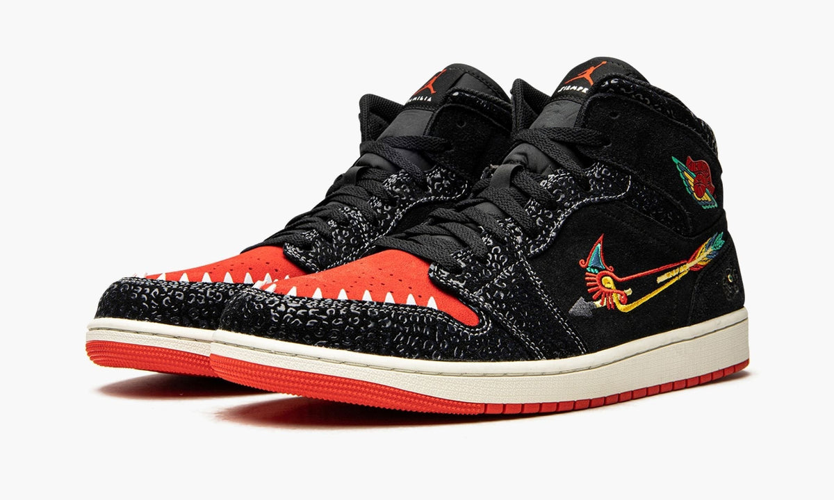 Air Jordan 1 Mid SE "Siempre Familia" - Angle View 3