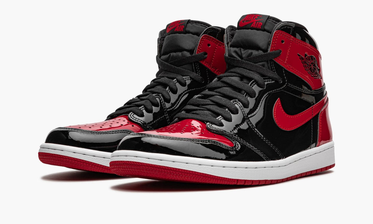 Air Jordan 1 Retro High OG "Bred Patent" - Angle View 3
