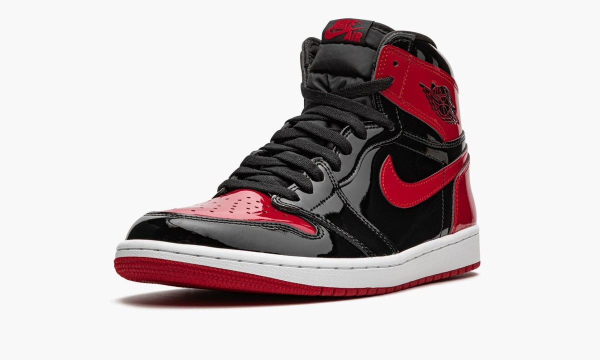Air Jordan 1 Retro High OG "Bred Patent" - Angle View 5