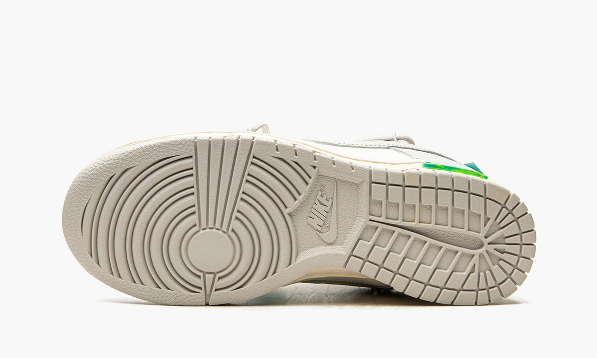 Dunk Low "Off-White Lot 42" - View 6