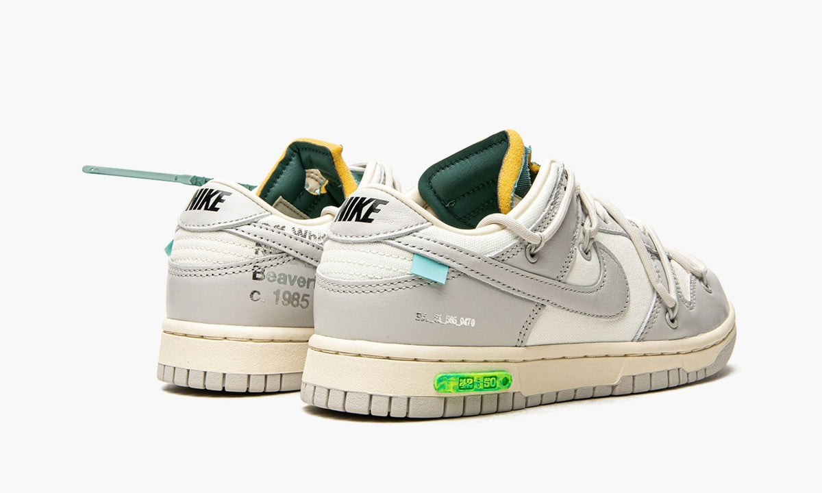 Dunk Low "Off-White Lot 42" - View 4