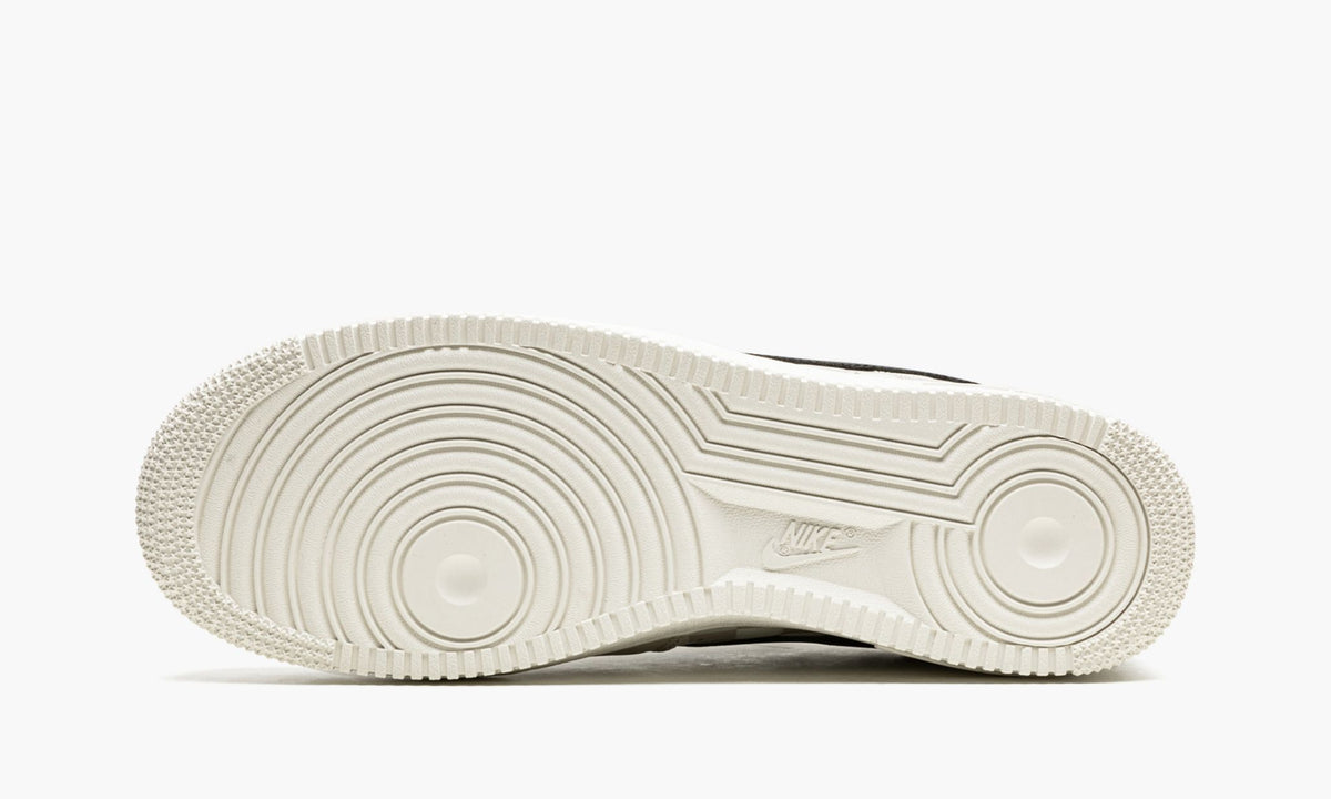 Air Force 1 Low "Strive For Greatness" - Angle View 6