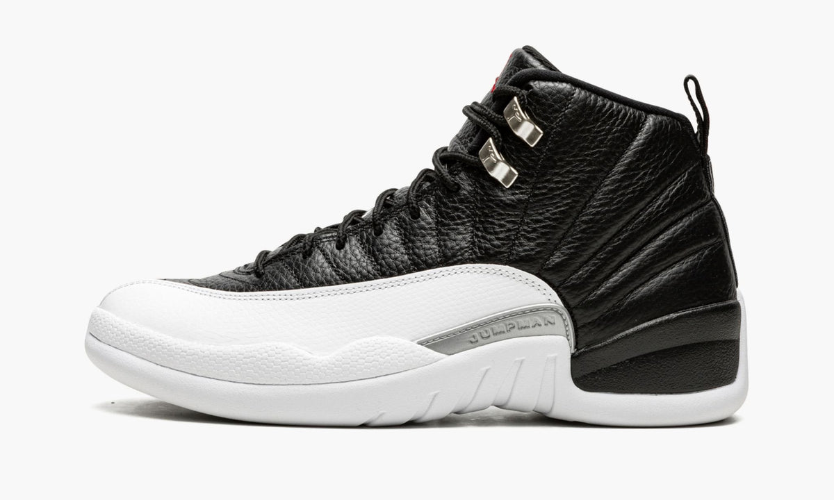 Air Jordan 12 Retro "Playoffs 2022" - Angle View 2