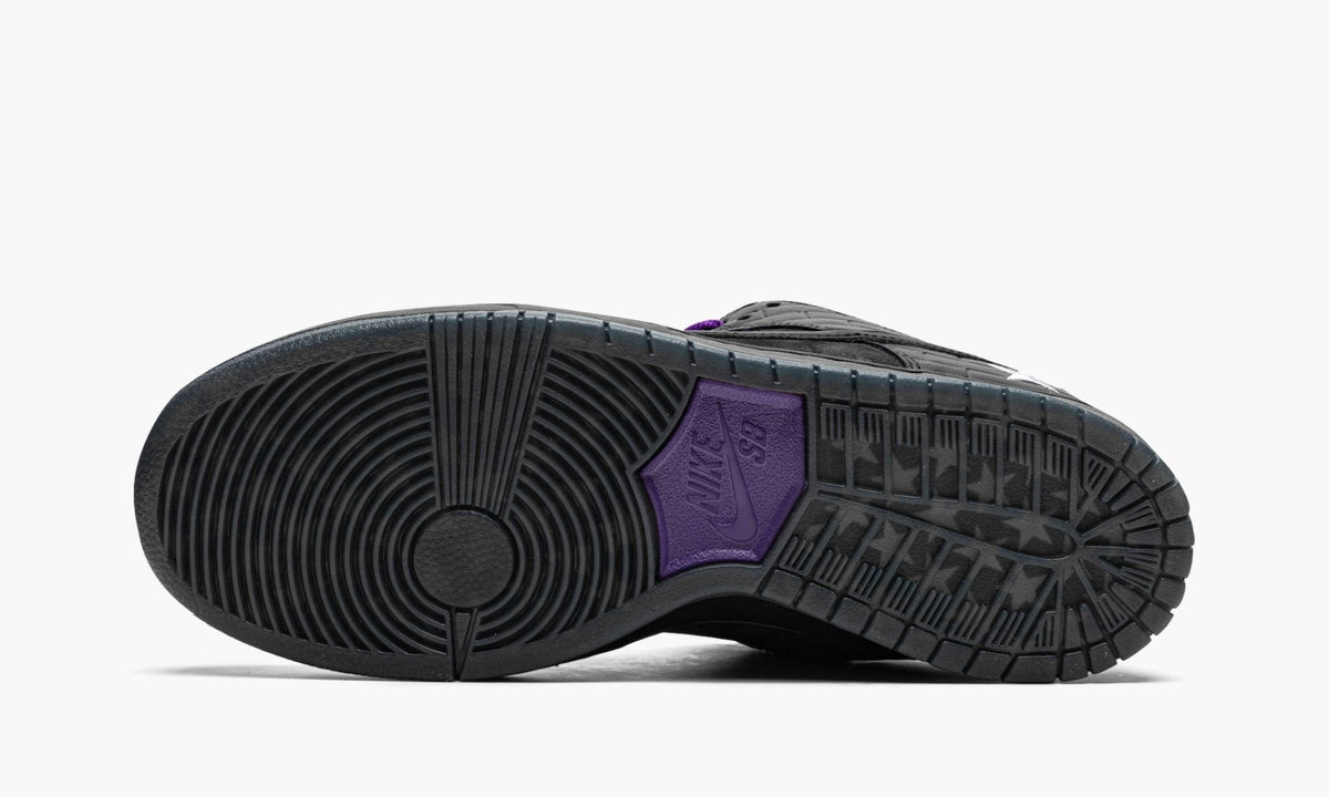 Nike SB Dunk Low "Familia First Avenue" - View 6