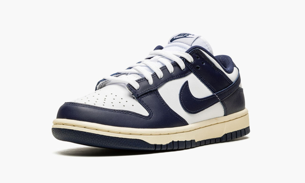 Dunk Low "Vintage Navy" - View 5