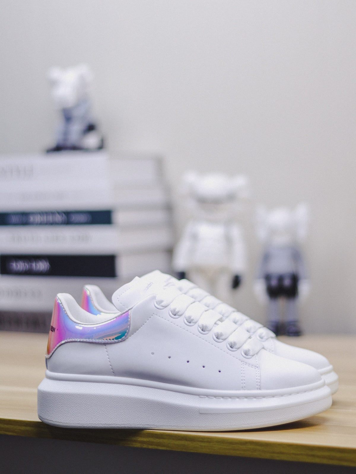 Alexander McQueen SHOCK PINK sole sneakers - Main View