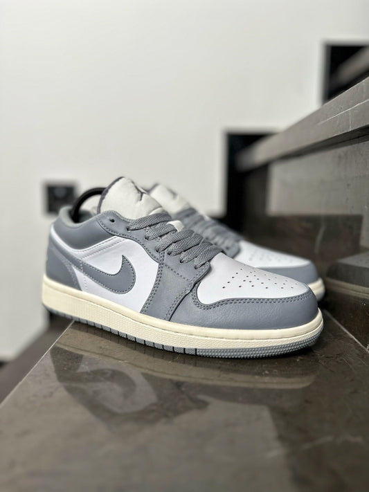 Air Jordan 1 Low 'Vintage Grey' - Main View