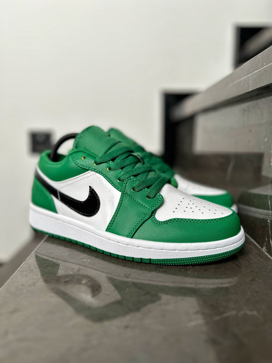 Air Jordan 1 Low GS 'Pine Green' - Main View