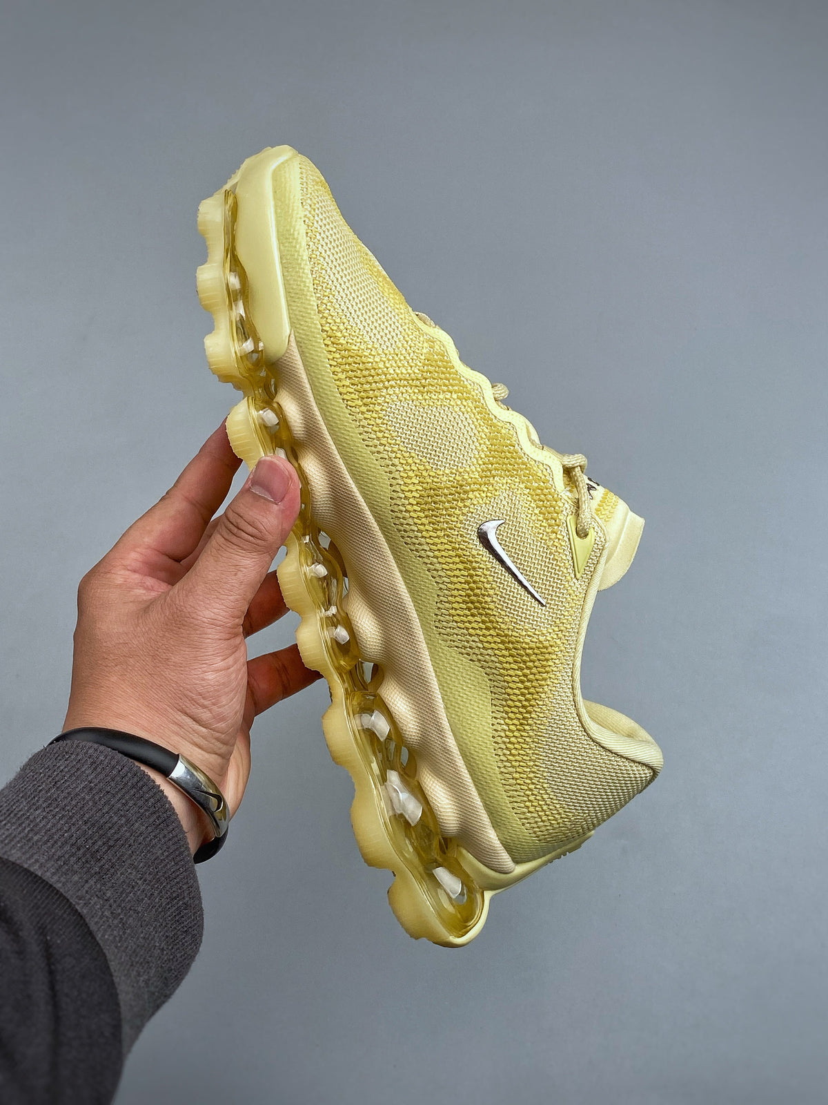 Nike AIR LIQUID MAX Yellow IQ7634 009 - View 1