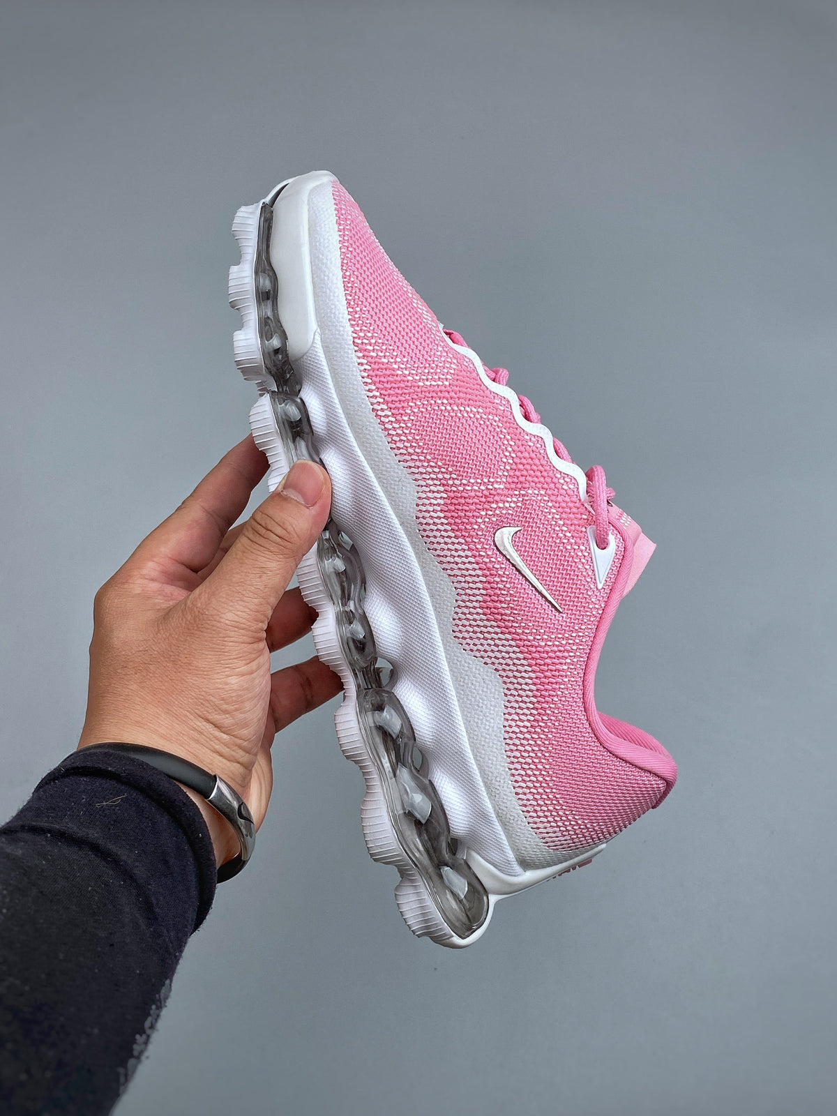 Nike AIR LIQUID MAX Pink  IQ7634 008 - View 1