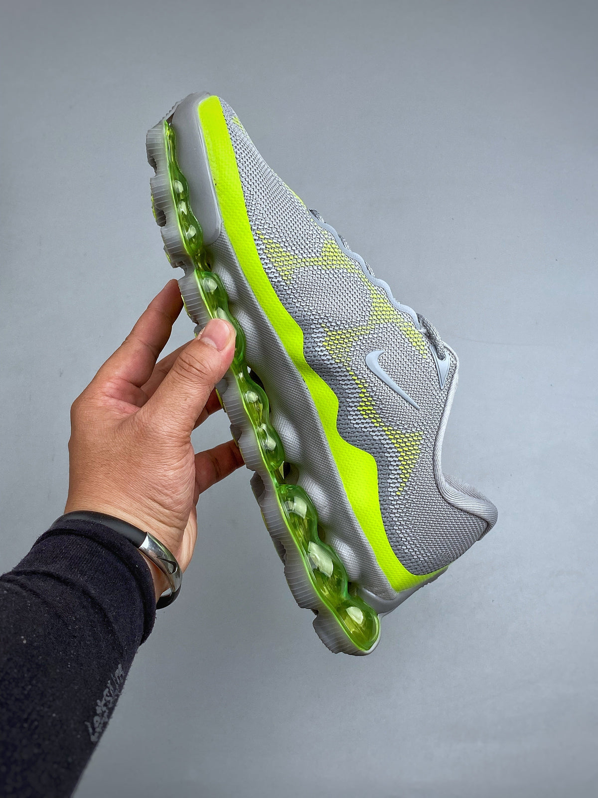Nike  LIQUID MAX SP Green  IQ8601 003 - View 1