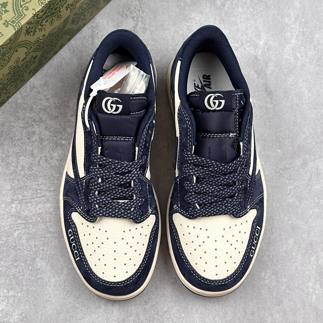 Travis Scott x Fragment Design x Air Jordan 1 Low OG SP AJ1 - Angle View 2