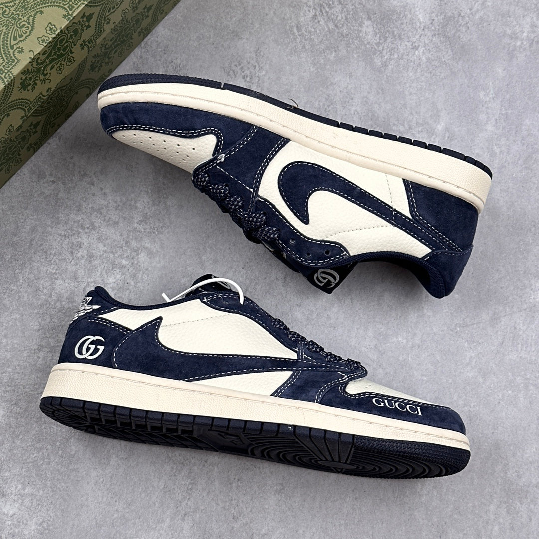 Travis Scott x Fragment Design x Air Jordan 1 Low OG SP AJ1 - Angle View 3