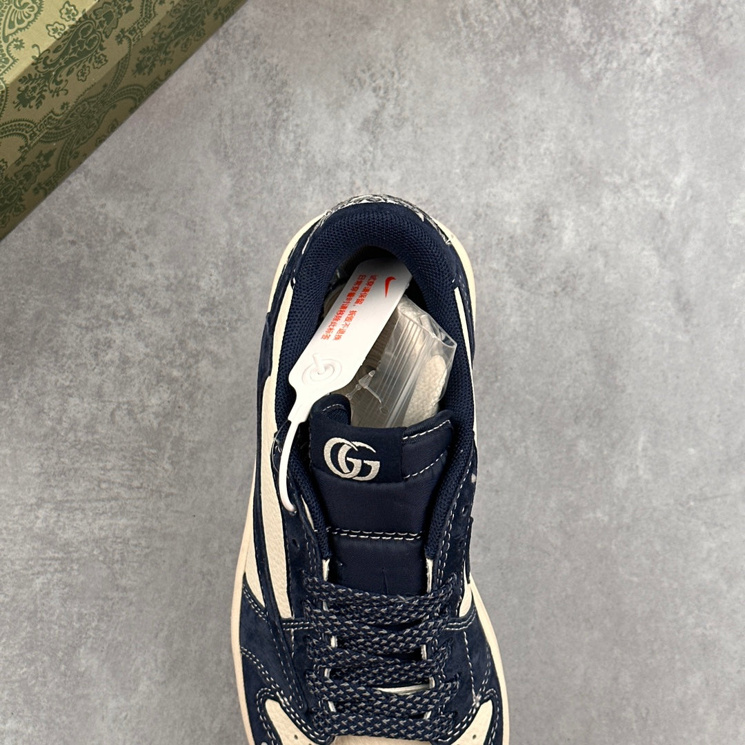 Travis Scott x Fragment Design x Air Jordan 1 Low OG SP AJ1 - Angle View 5