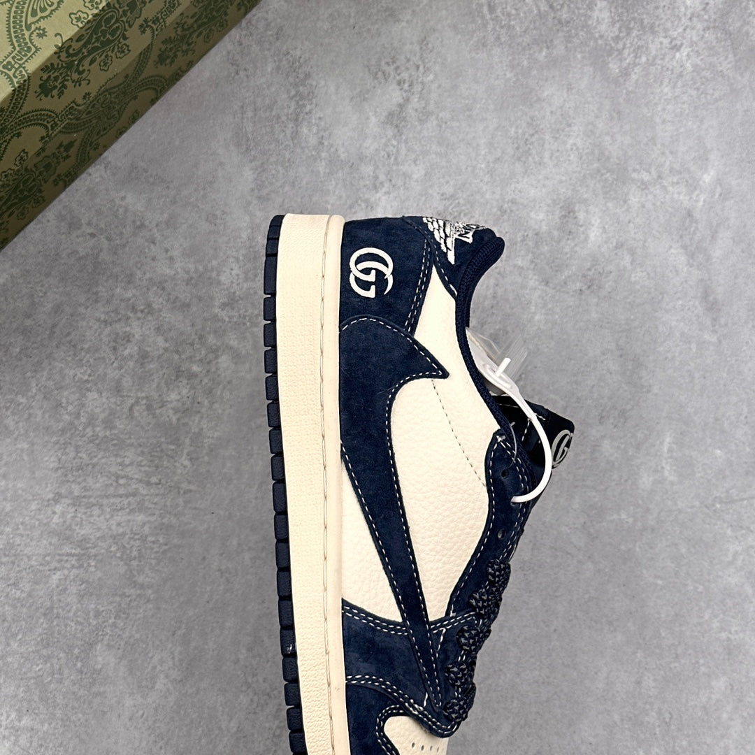Travis Scott x Fragment Design x Air Jordan 1 Low OG SP AJ1 - Angle View 6