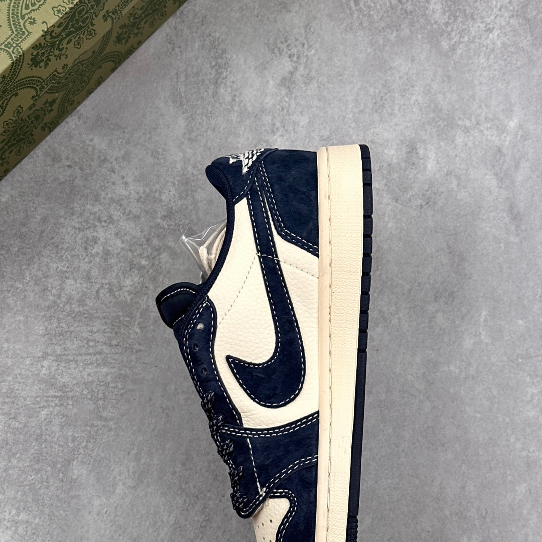 Travis Scott x Fragment Design x Air Jordan 1 Low OG SP AJ1 - Angle View 7