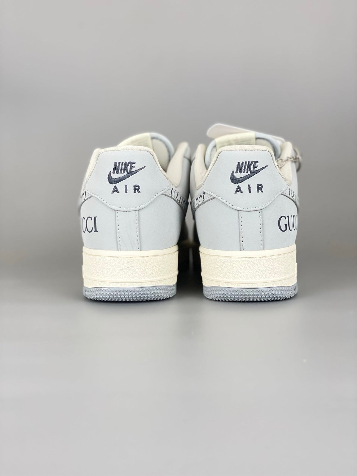 Nike Air Force 1 '07 Low Gucci  DF0188-050 - Angle View 4