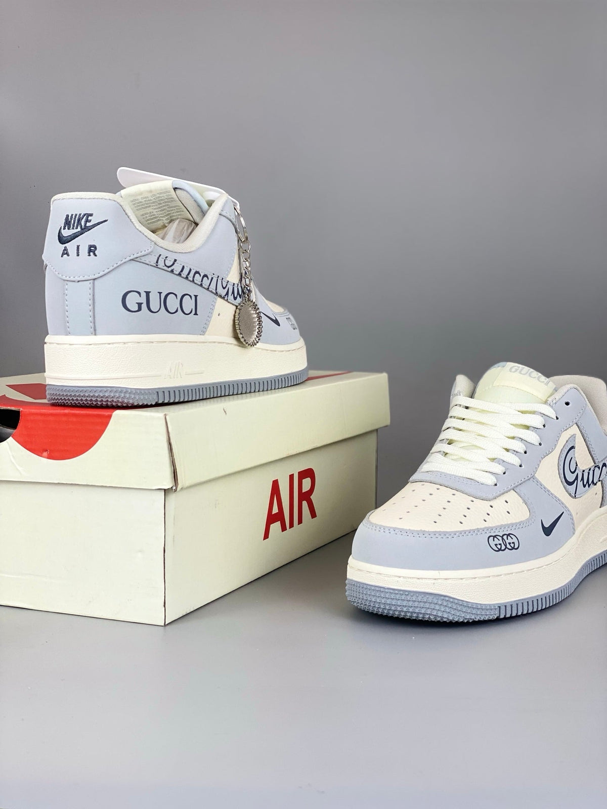 Nike Air Force 1 '07 Low Gucci  DF0188-050 - Angle View 5