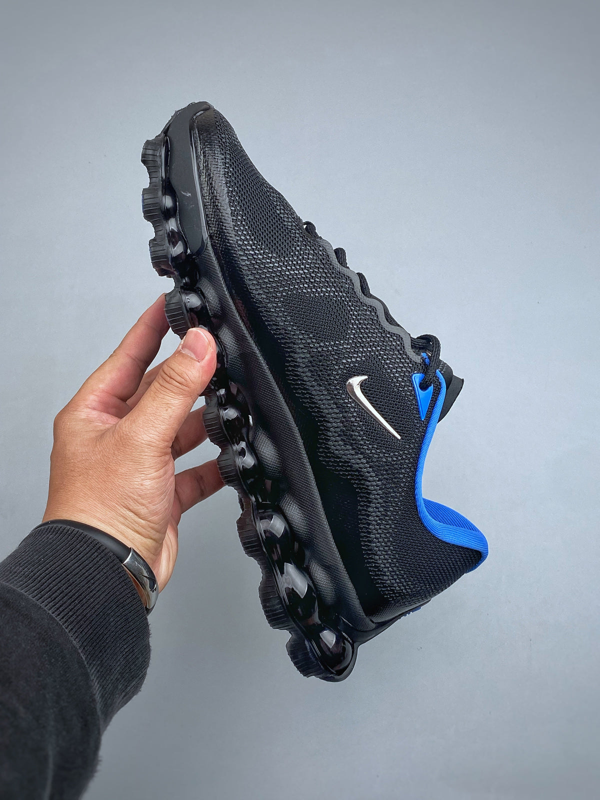 Nike AIR LIQUID MAX Black Blue - View 2