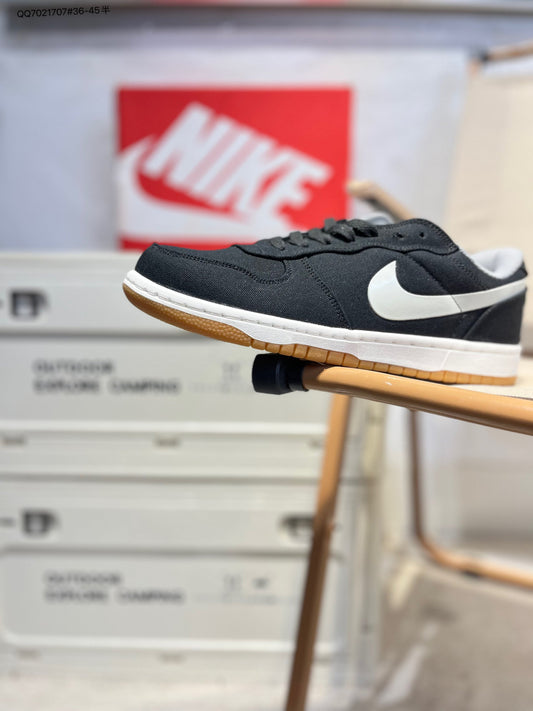 Nike Sb Dunk Low Pro Black 355152 - View 1