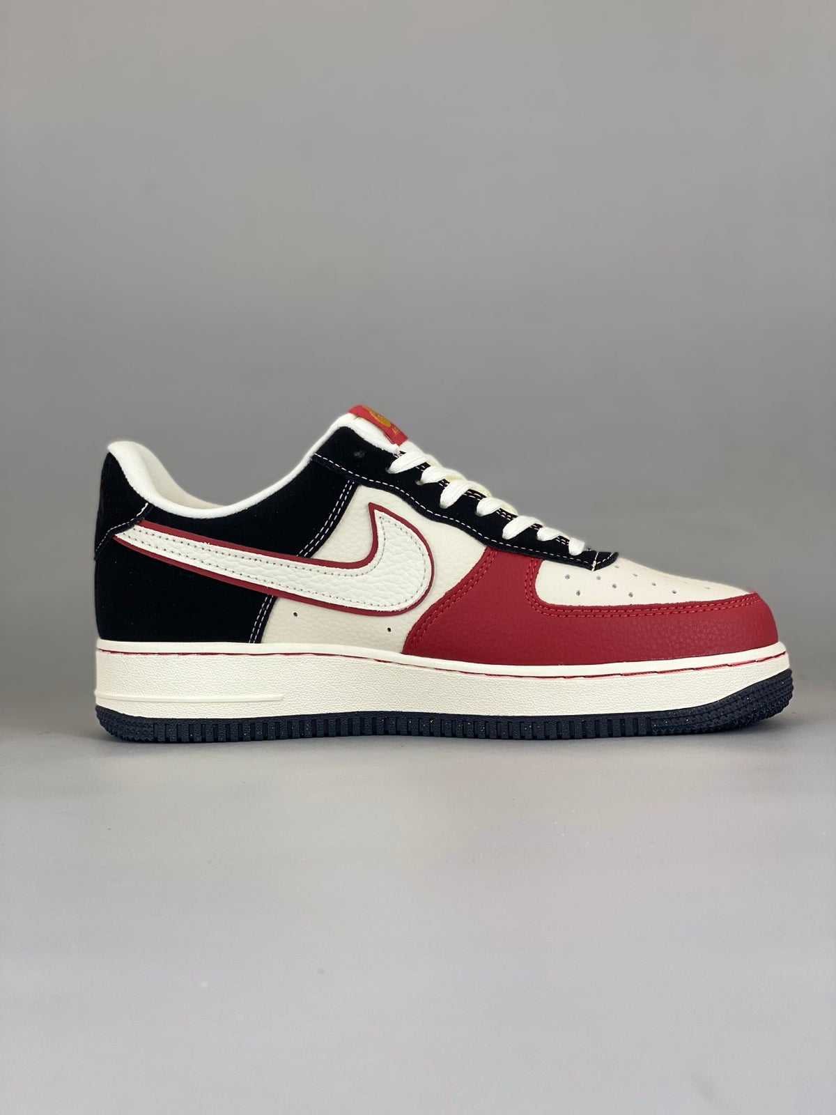 Nike Air Force 1 '07 Low DF0188-129 - Angle View 3