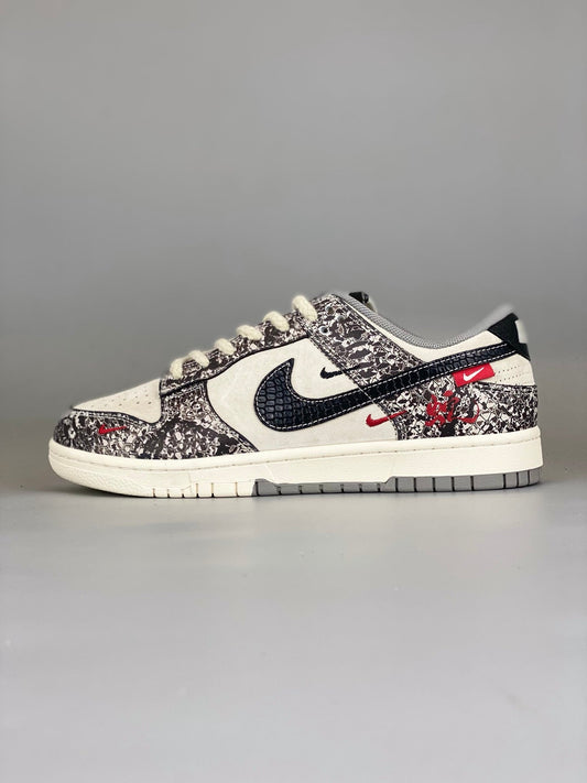 Nike SB Dunk Low YX5066-272 - View 1