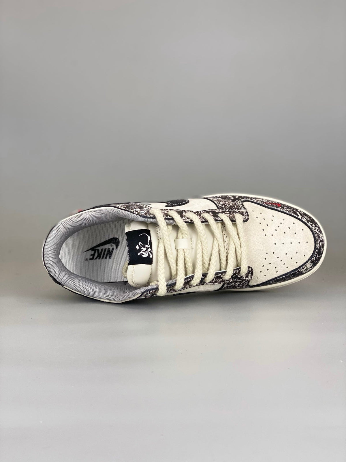 Nike SB Dunk Low YX5066-272 - View 6