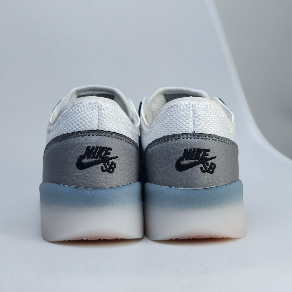 Nike SB PS8 Flyknit White FV3493-004 - View 4