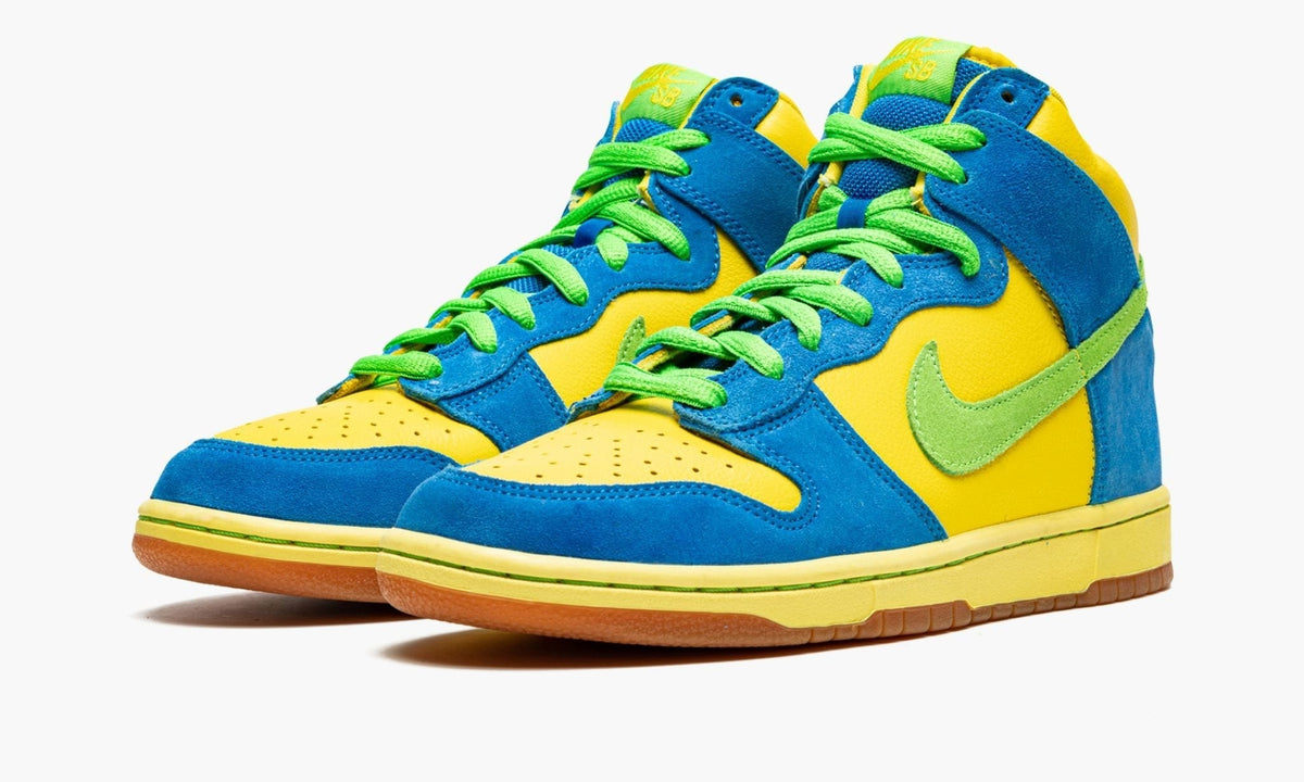 Dunk High Pro SB "Marge Simpson" - View 3
