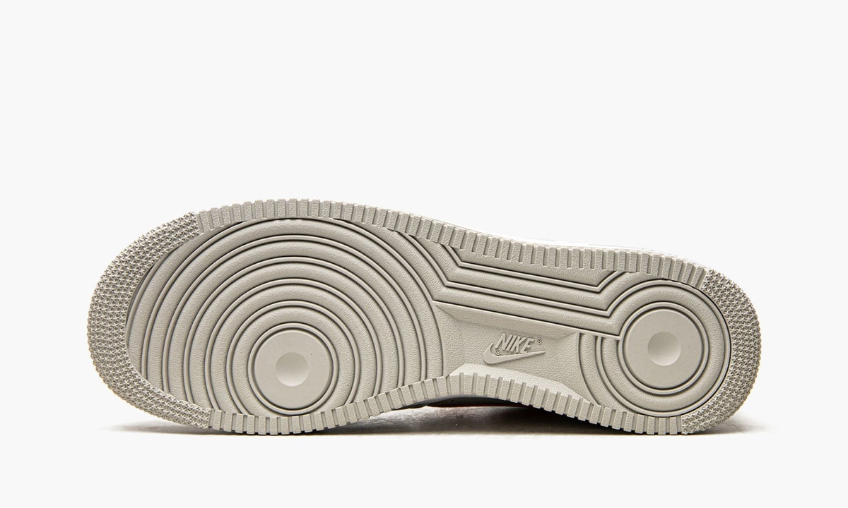 Air Force 1 Low '07 LV8 "NBA 75th Anniversary Fiesta" - Angle View 6
