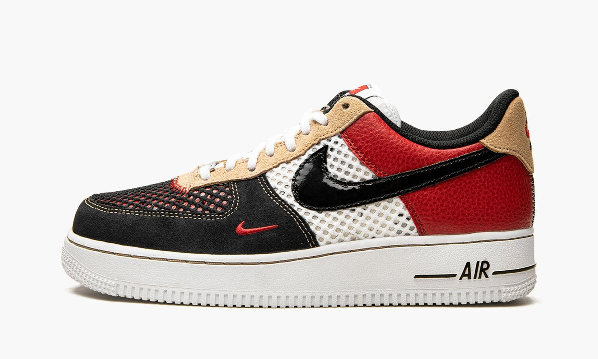 Air Force 1 Low "Alter and Reveal" - Angle View 2