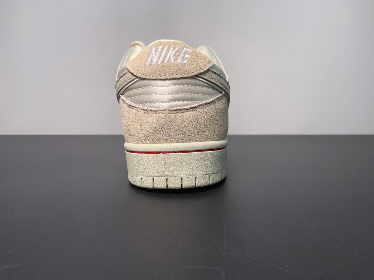 Nike SB Dunk Low Love Found - View 9