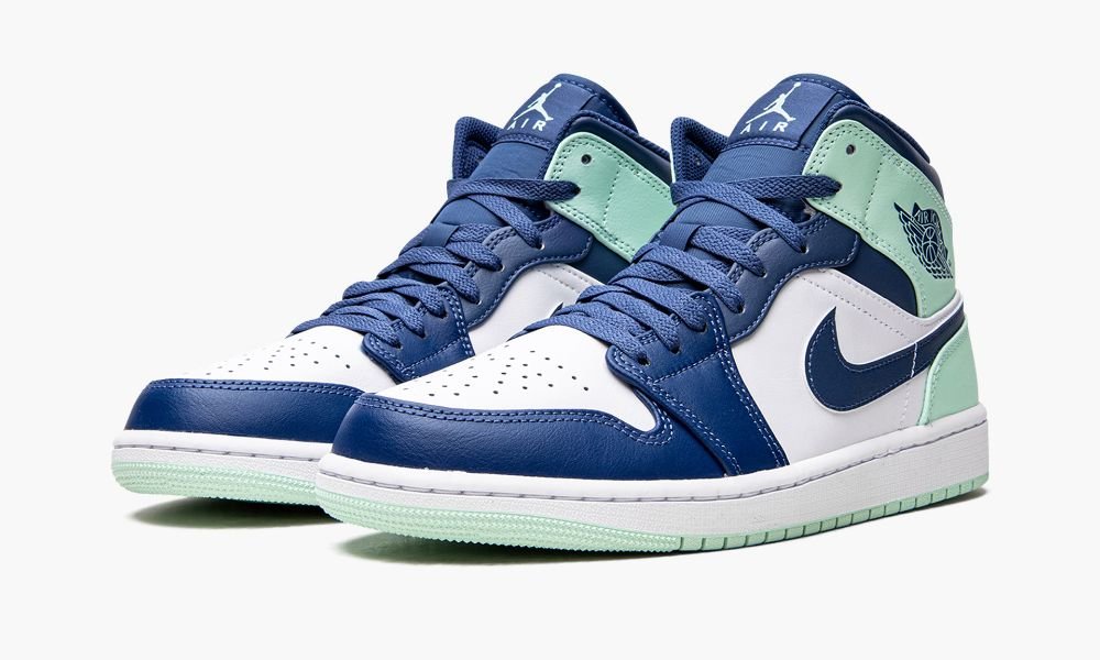 Air Jordan 1 Mid "Blue Mint" - Angle View 3