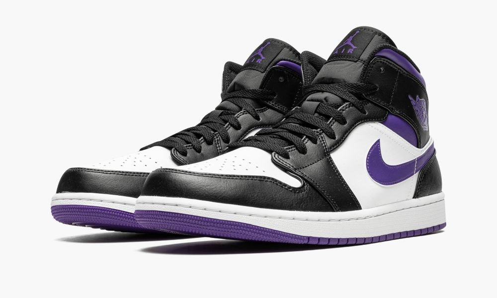 Air Jordan 1 Mid - Angle View 3