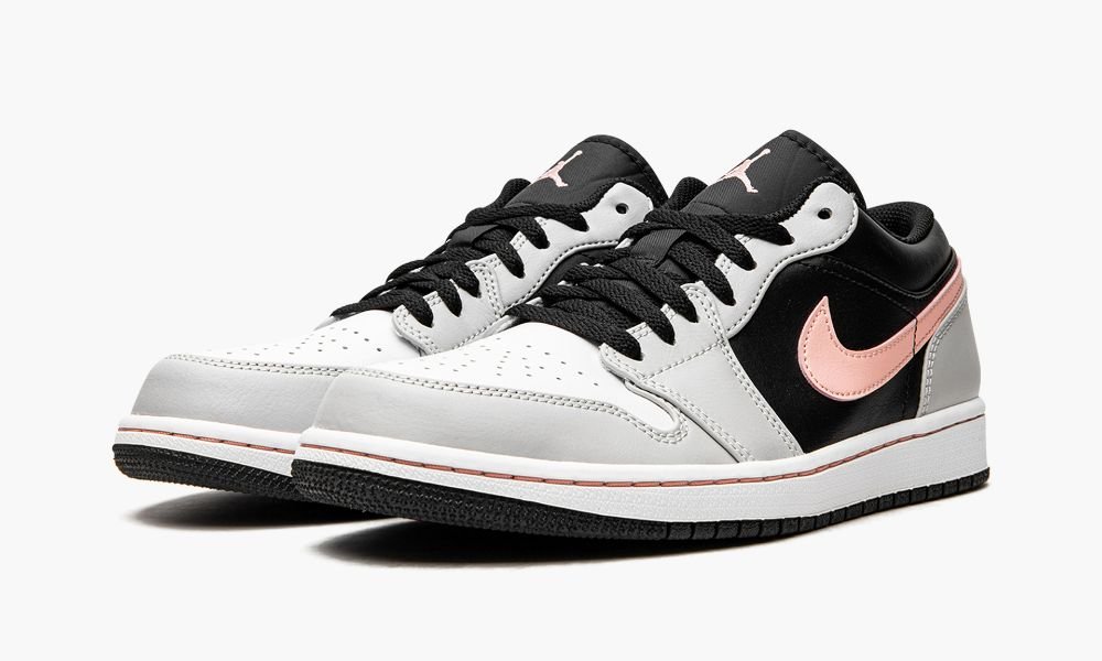 Air Jordan 1 Low - Angle View 3