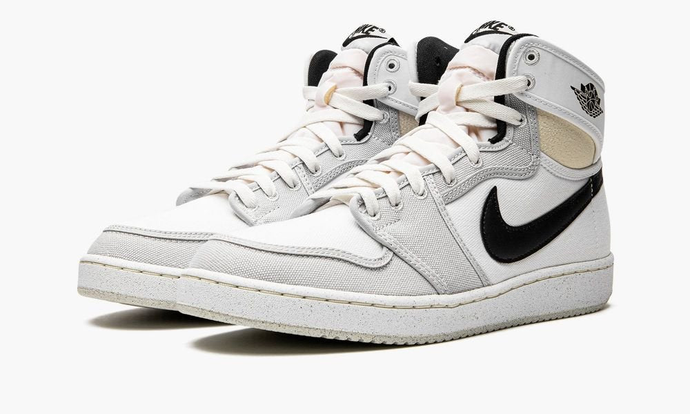 Air Jordan 1 KO "Greyscale" - Angle View 3