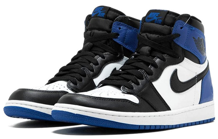 Air Jordan 1 Retro High OG x Fragment Design ‘White’ - Angle View 2